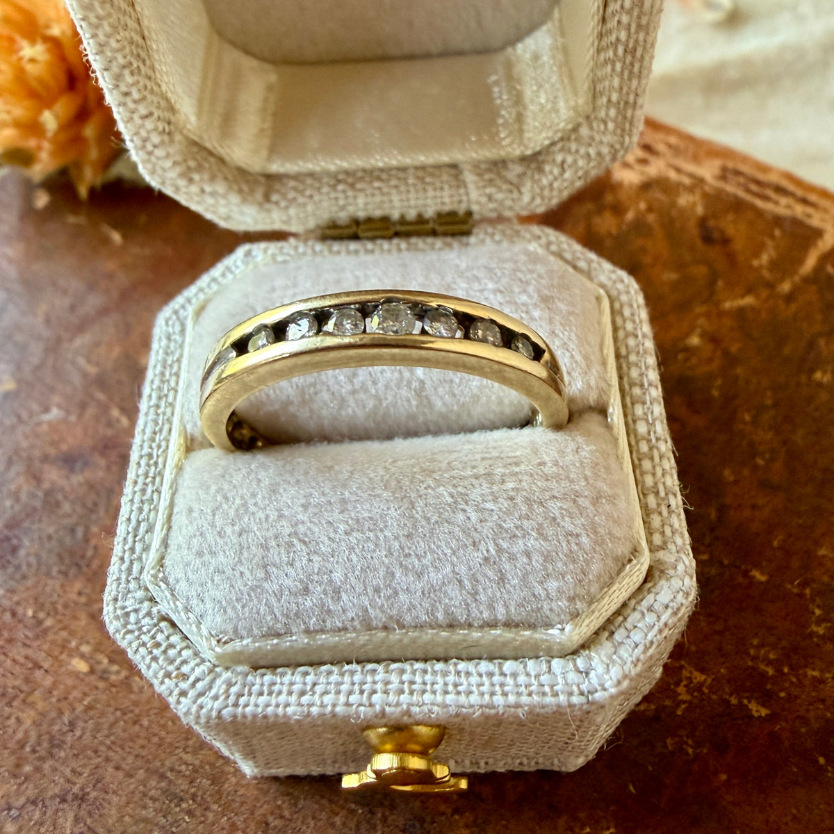 Le Givré Ring - Vintage Solid 10K Yellow Gold and Natural Diamond Band