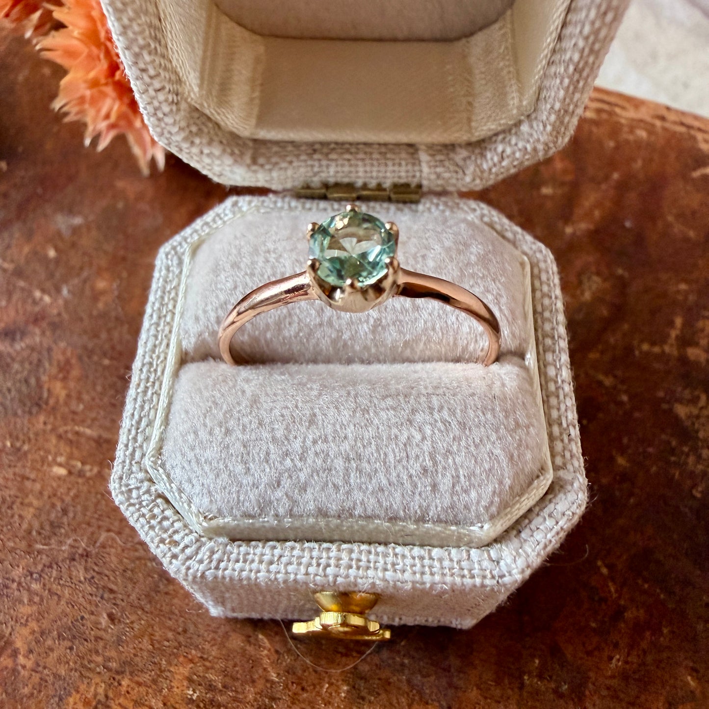 The Trouvaille Ring - Vintage Solid 10K Yellow Gold set with Natural Green Amethyst Prasiolite