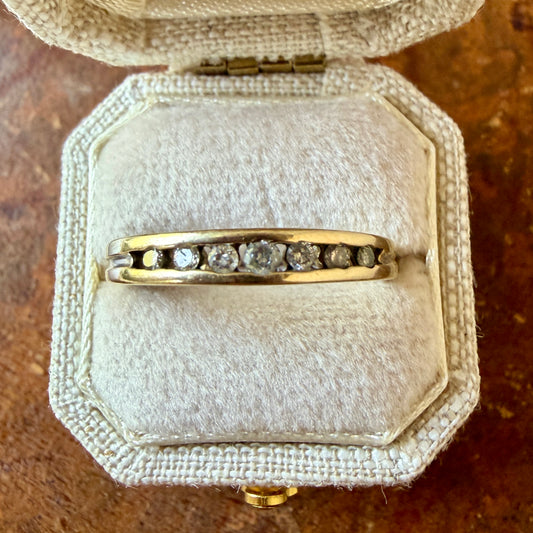 Le Givré Ring - Vintage Solid 10K Yellow Gold and Natural Diamond Band